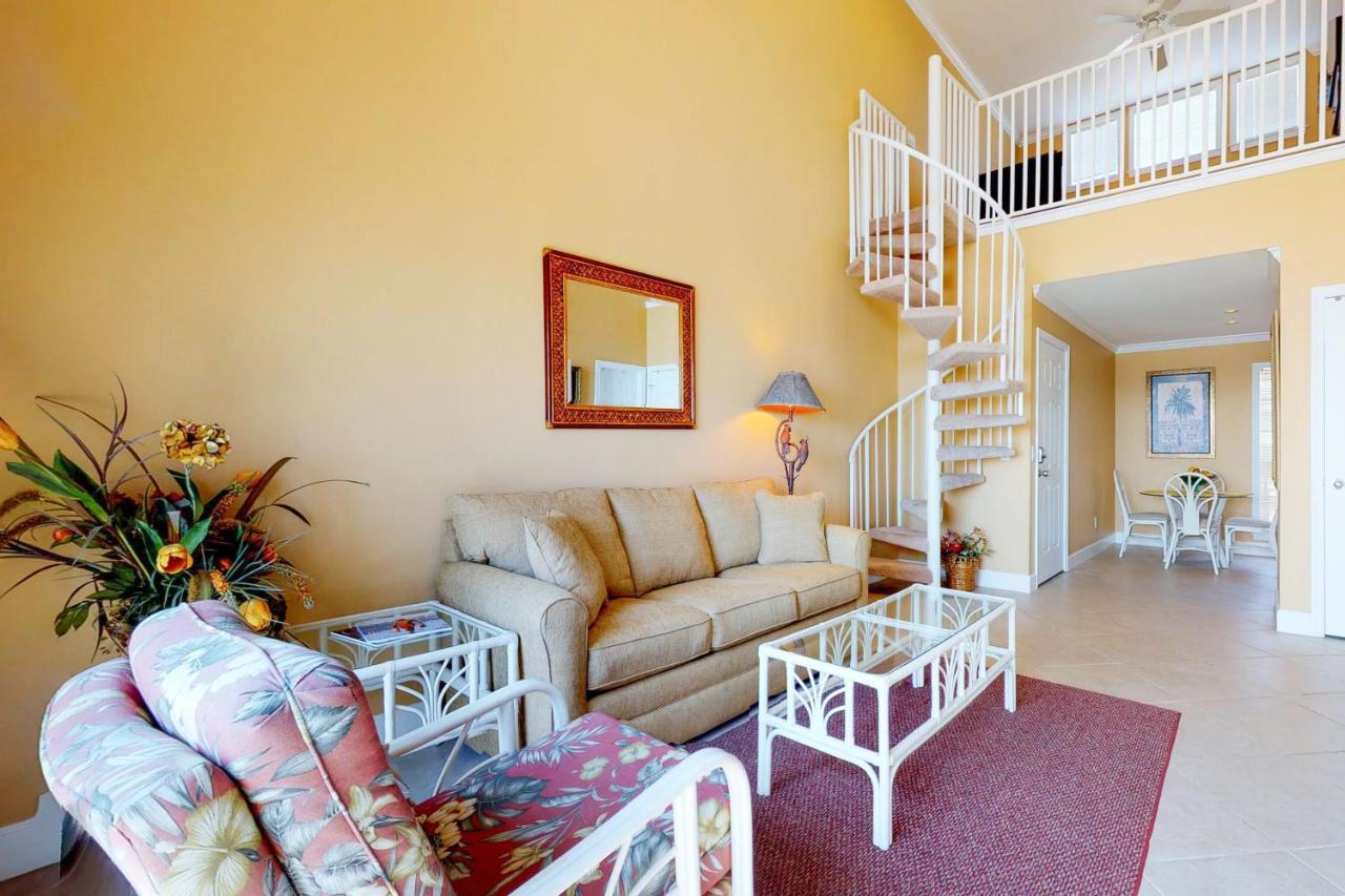 The Dawn Condominiums Galveston Room photo
