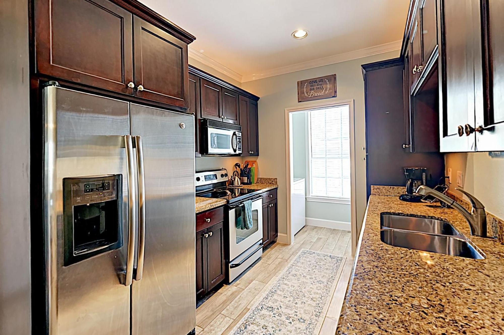 The Dawn Condominiums Galveston Room photo