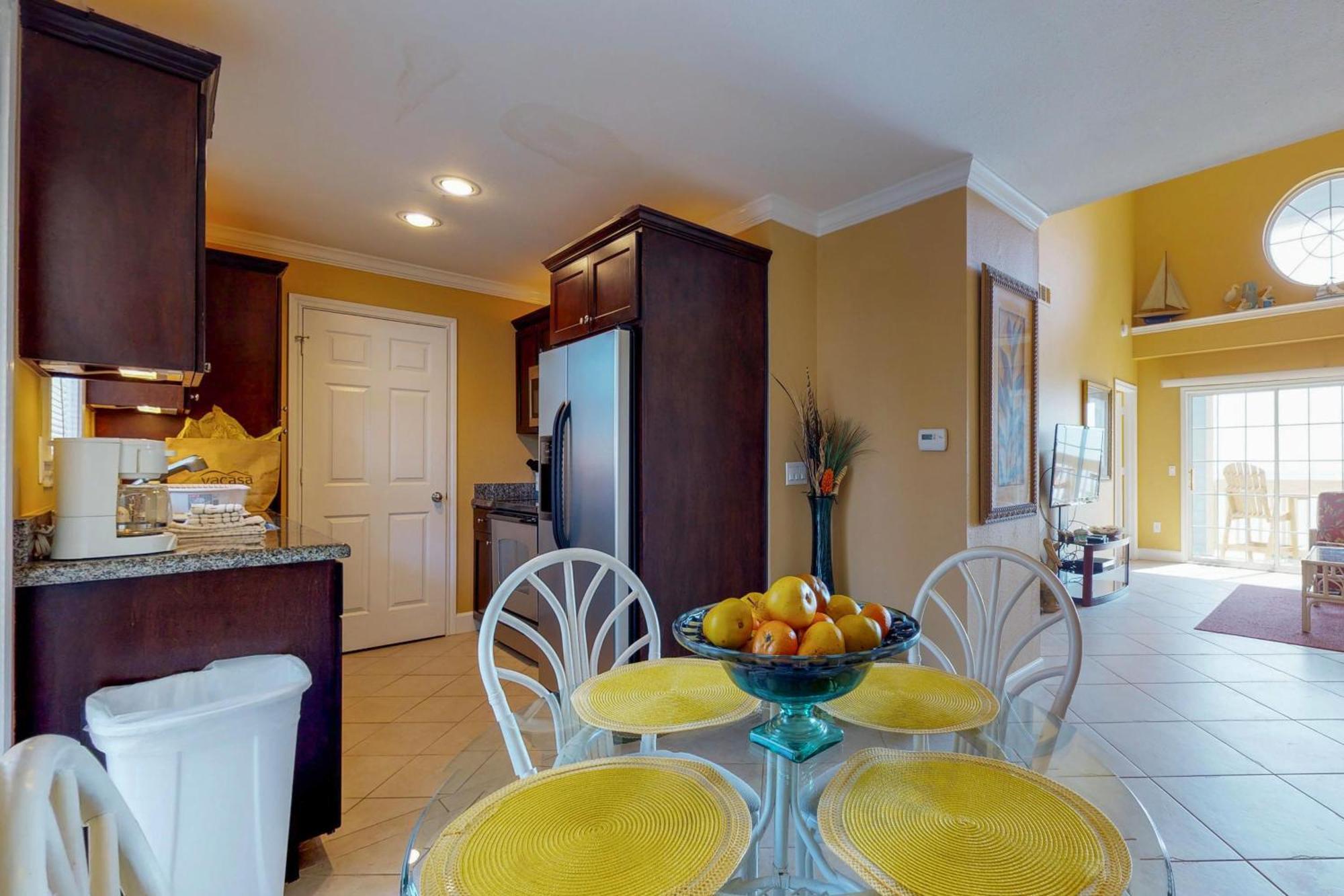 The Dawn Condominiums Galveston Room photo